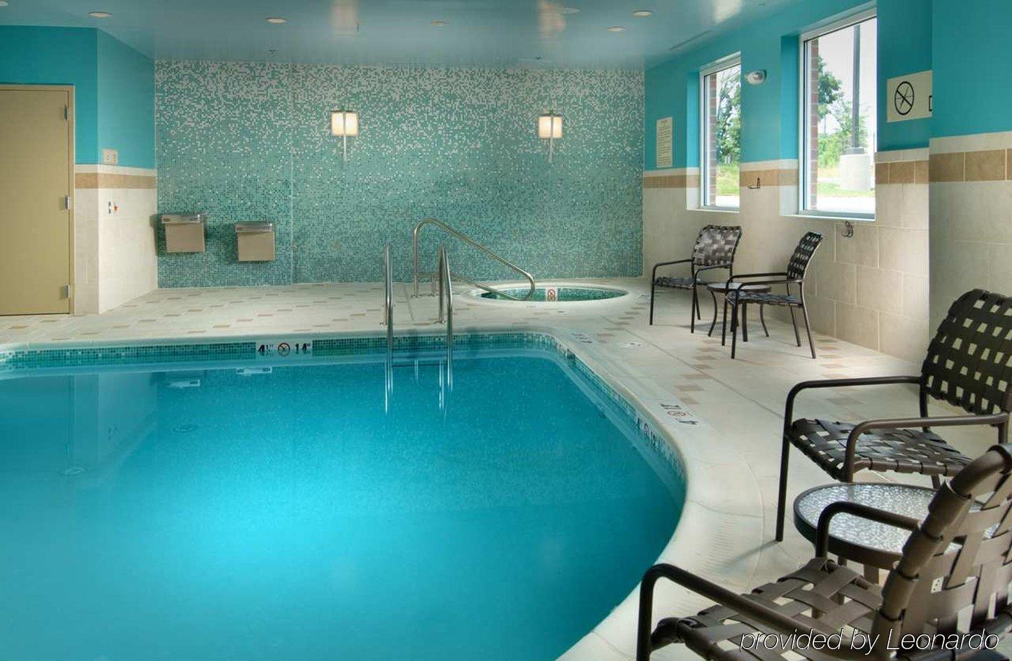 Hilton Garden Inn Silver Spring White Oak Екстер'єр фото