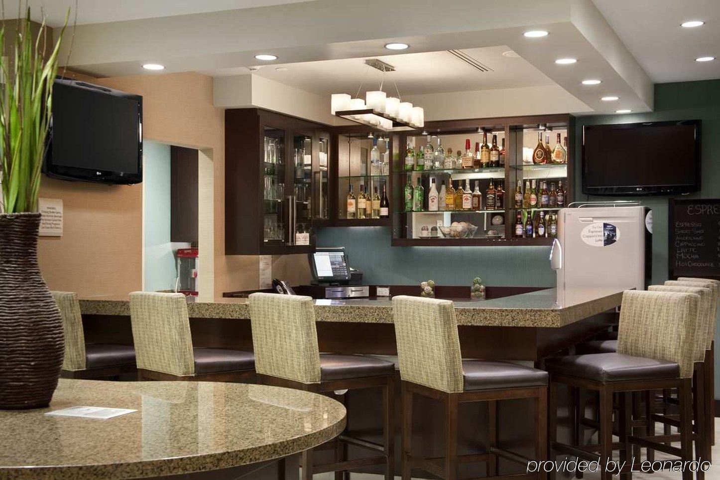 Hilton Garden Inn Silver Spring White Oak Екстер'єр фото