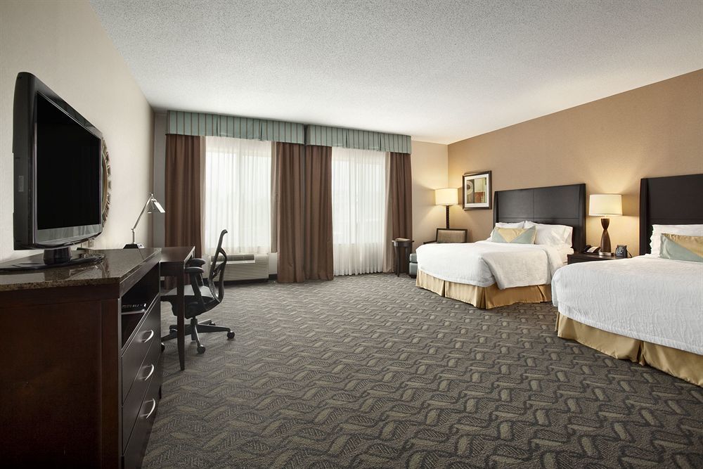 Hilton Garden Inn Silver Spring White Oak Екстер'єр фото