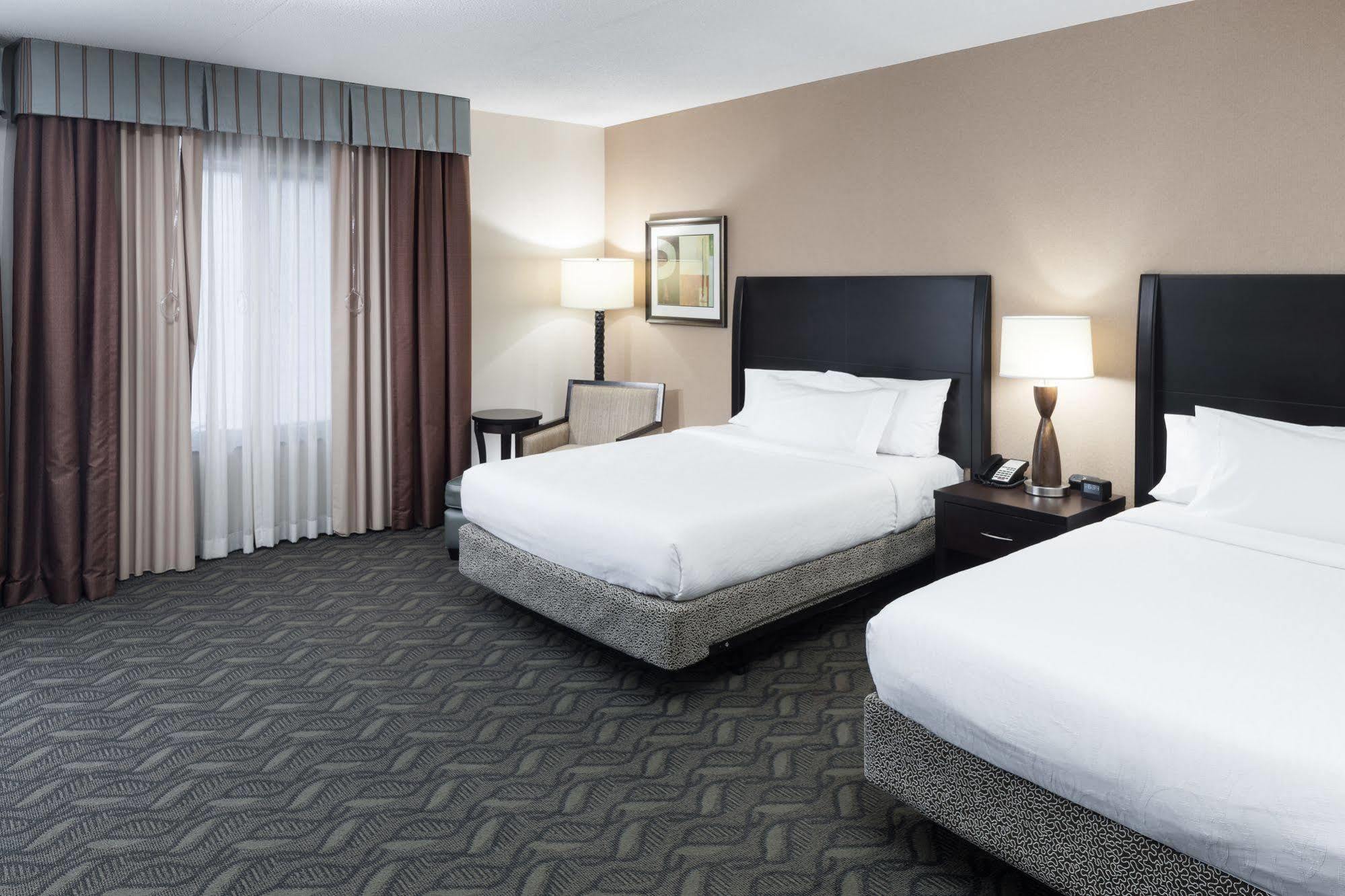 Hilton Garden Inn Silver Spring White Oak Екстер'єр фото